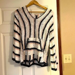 Lightweight cotton sweater size small